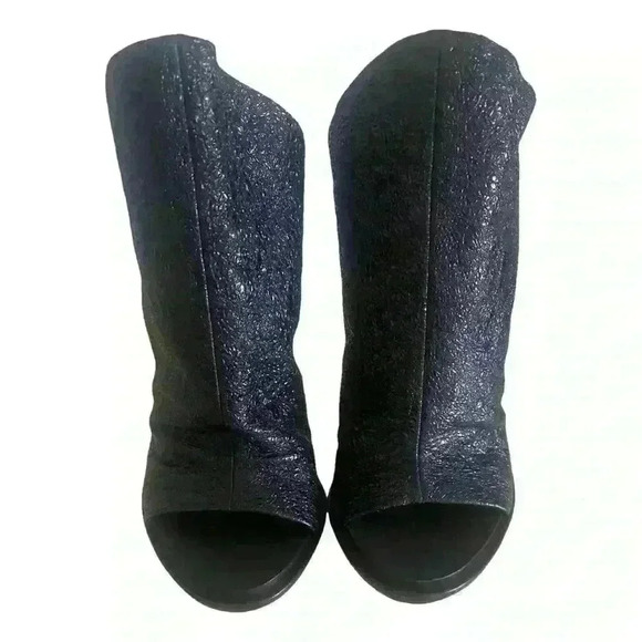 Balenciaga heels NWOT - Picture 6 of 7